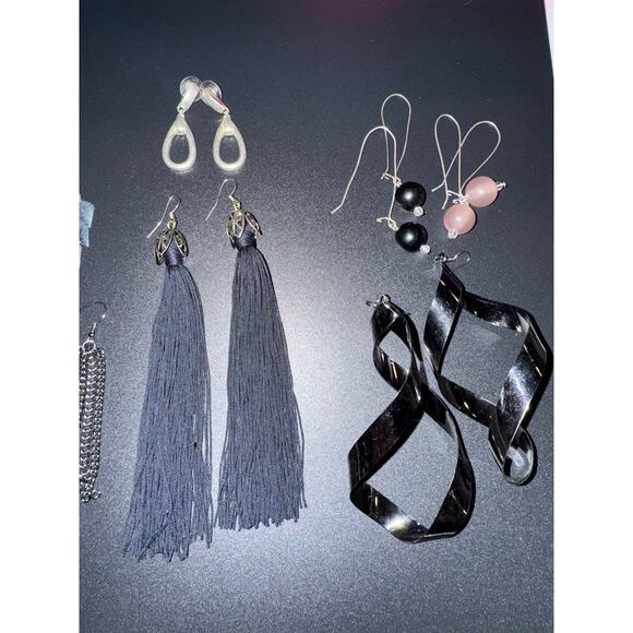 Dangle Earrings / Silver-Tone / Hooks / Lot of 10 / EUC - Picture 4 of 4